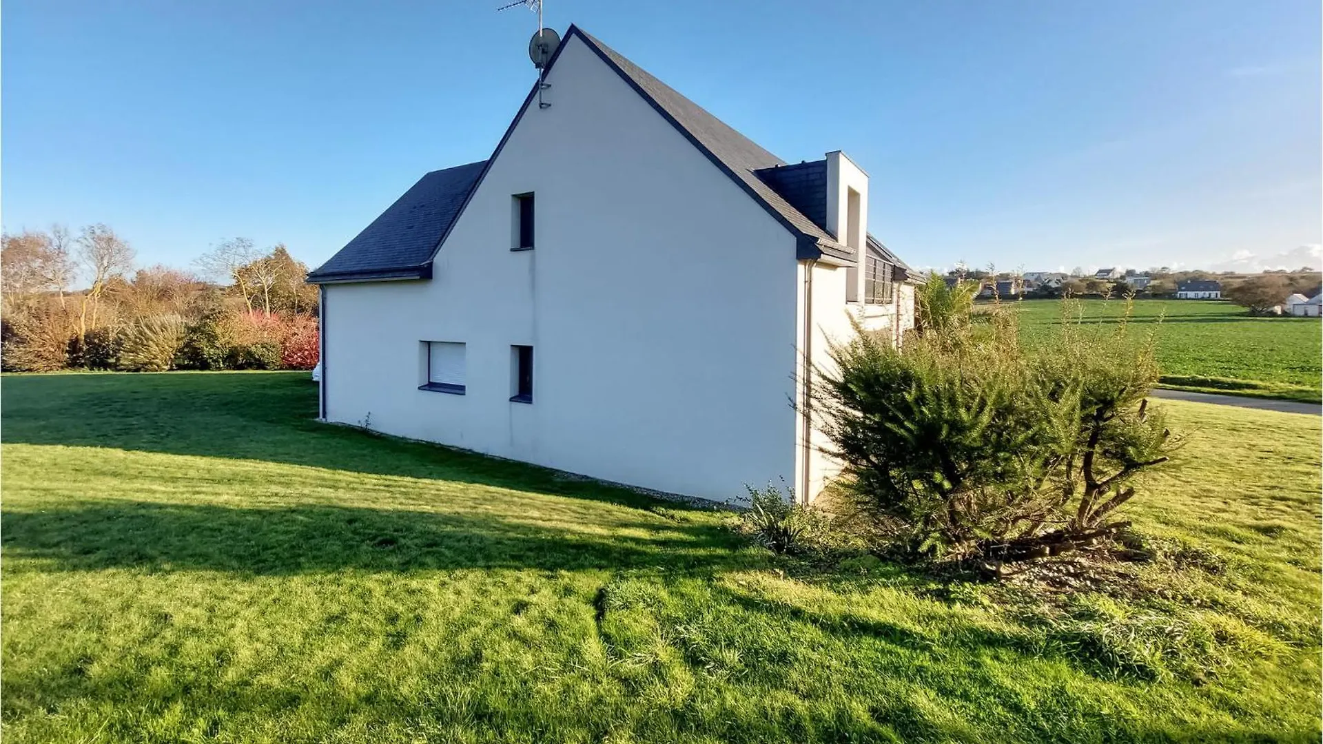 Stunning Apartment In Planguenoual With Kitchen 0*,
